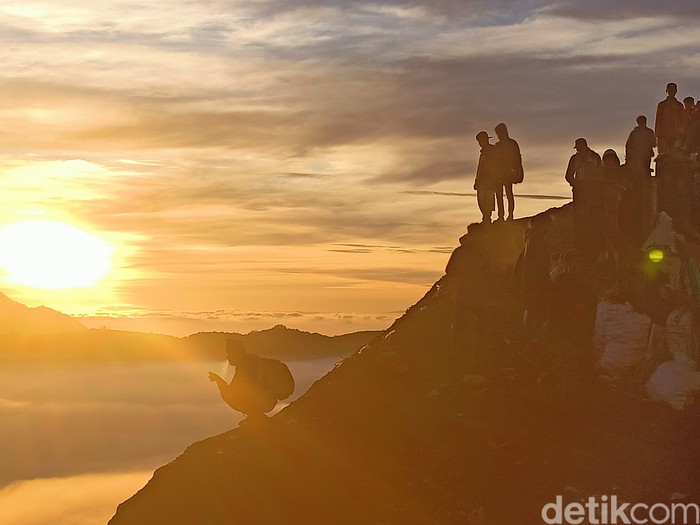 Sunrise Cantik Bromo Sunrise Cantik Bromo