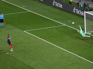 Mbappe Gagal Eksekusi Penalti, Prancis Kalah dari Swiss