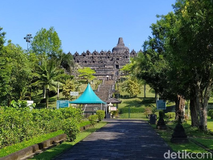 Candi Borobudur ditutup mulai hari ini karena Corona.