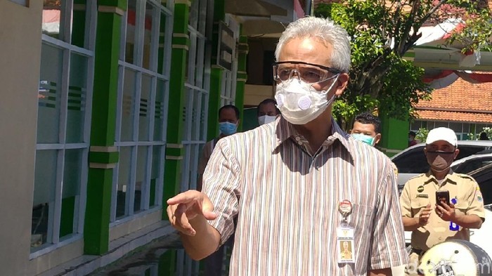 Gubernur Jateng Ganjar Pranowo di RSUD Kalisari Batang, Selasa (29/6/2021).
