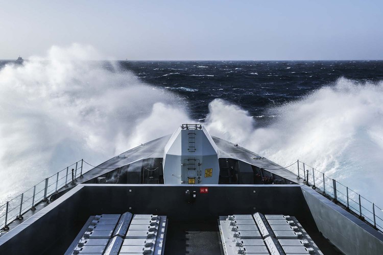 HMS Defender HMS Defender