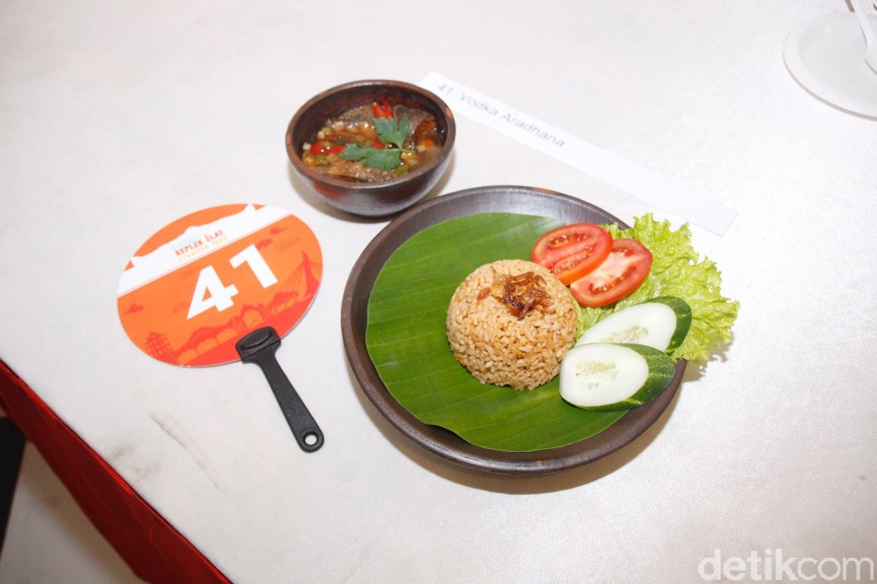 Keplek Ilat Creative Food Cari Kuliner Solo Kreatif dengan Paduan Tehbotol Sosro