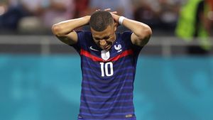 Kylian Mbappe Gagal Penalti, Pupuskan Prancis di Euro 2020