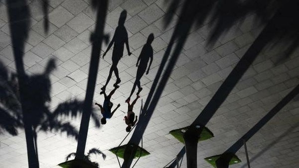 Potret Singapura, Mencoba Berdamai Dengan COVID-19