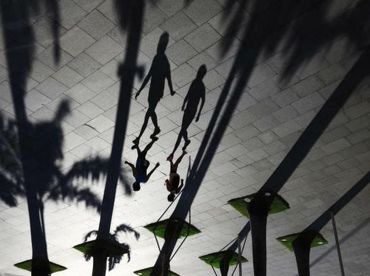 Potret Singapura, Mencoba Berdamai Dengan COVID-19