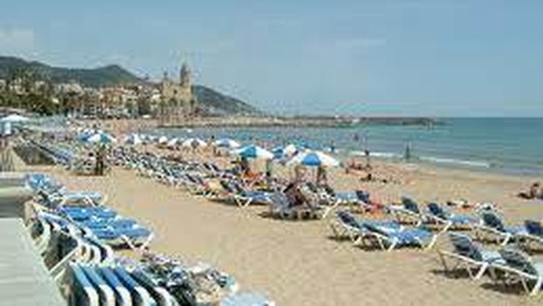 Pantai Sitges, Spanyol