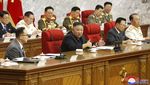 Potret Kim Jong-Un yang Terlihat Lebih Kurus