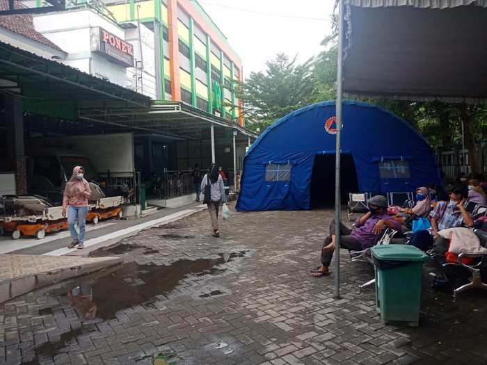 RSUD Jombang Dirikan Tenda Darurat