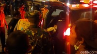 Dua kapal membawa korban tenggelamnya KMP Yunicee ke Dermaga LCM di Pelabuhan Ketapang Banyuwangi. Dua kapal itu adalah yakni KMP Samudera Utama dan KMP SMS Swakarsa. Sebanyak 8 orang selamat diangkut oleh KMP Samudera Utama. Seluruh penumpang selamat langsung dibawa oleh ambulans yang standby di Pelabuhan Ketapang. Ada satu orang yang terpaksa ditandu karena diduga koma.