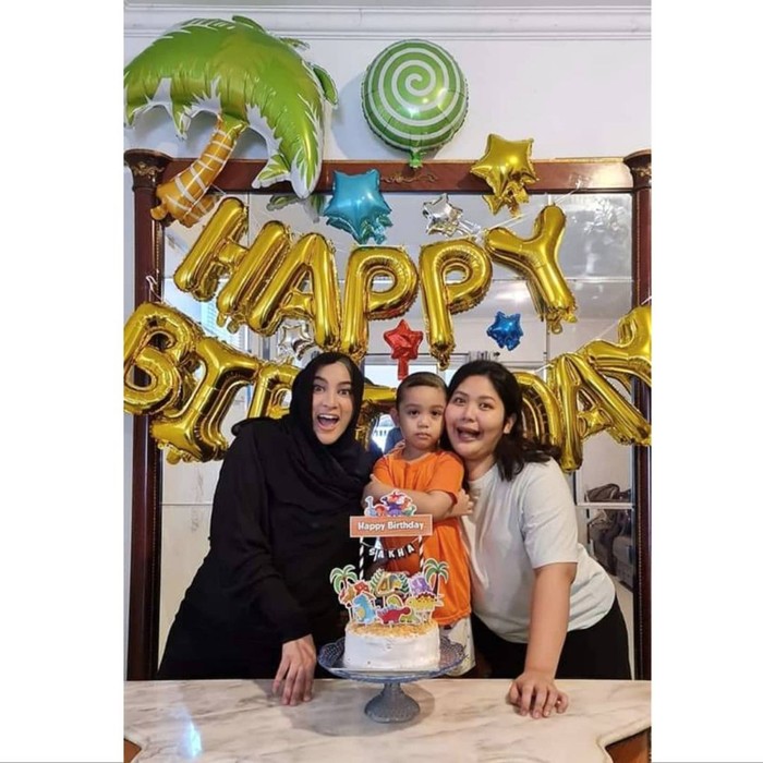 Sebelum Kritis Karena Covid-19, Jane Shalimar Sering Hangout Sambil Ngemil Sebelum Kritis Karena Covid-19, Jane Shalimar Sering Hangout Sambil Ngemil