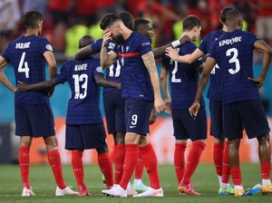 Prancis Ambyar, Nasib Deschamps Akan Dibicarakan Baik-baik