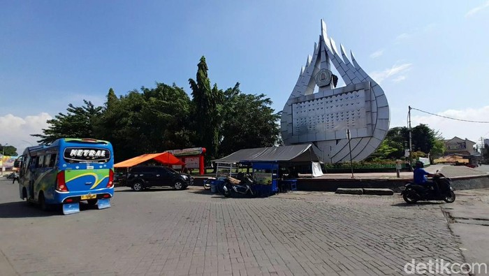 Alun-alun Kabupaten Brebes