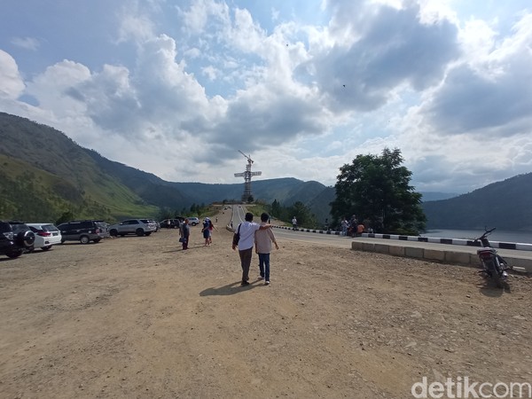 Nantinya di sana akan ada patung Yesus setinggi 61 meter dan digadang-gadang jadi yang tertinggi di dunia. 
