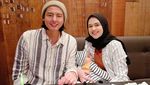 Kekompakan Cut Meyriska dan Roger Danuarta saat Rayakan Hari Jadi Pernikahan