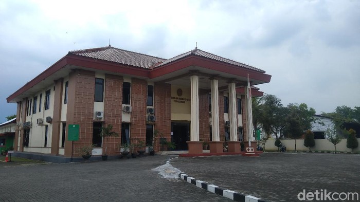 Kantor Pengadilan Agama Purbalingga akan menerapkan lockdown karena ada pegawai yang positif antigen Corona, Rabu (30/6/2021).