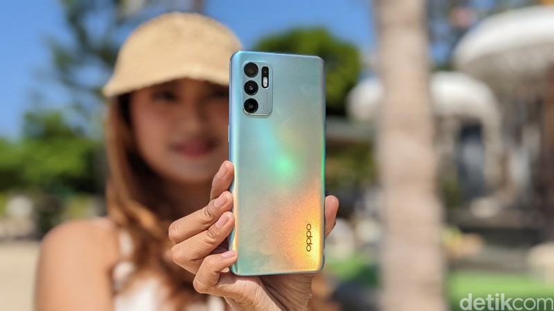 Oppo Reno6