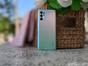 Oppo Reno6 Dijual Perdana Hari Ini, Tawarkan Bonus TWS dan Cashback