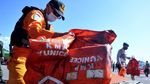 Penampakan Barang-barang dari KMP Yunicee yang Karam di Selat Bali