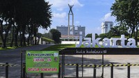 Di tengah ledakan kasus COVID-19 yang kini telah melampaui angka 20 ribu, desakan berbagai pihak pun dilontarkan agar Pemerintah segera mengambil kebijakan guna menekan angka kematian yang lebih tinggi. ANTARA FOTO/Akbar Nugroho Gumay