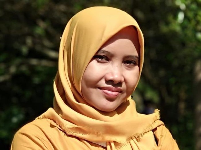 Rahasia Elfa Jadi Lulusan S2 Tercepat dengan IPK Nyaris 4,0