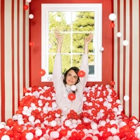 Rumah Cara bahkan memiliki sebuah kolam bola. Inilah tempat favorit Cara Delevingne kalau lagi suntuk.  (Foto: Architectural Digest/Laure Joliet)