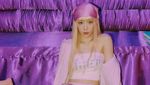 Pink Blood Alert! Foto-foto Taeyeon Buat Comeback Weekend Serba Pink