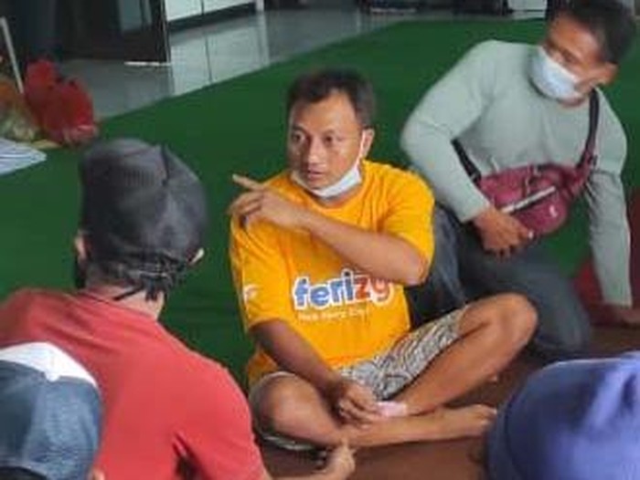 Terlempar 3 Kali, Pria Banyuwangi Selamat Dari Tenggelamnya KMP Yunicee