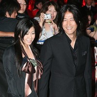 Meski begitu, Utada Hikaru pernah menikah. Dia pernah menikah dua kali. Di 2002, Utada menikah dengan pria Jepang bernama Kazuaki. Lima tahun setelahnya Utada cerai dan menikah lagi dengan pria asal Italia. Foto: Getty Images/Junko Kimura