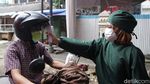 Vaksinasi Drive-Thru Sasar Pemotor-Pesepeda di Ibu Kota