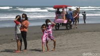 Sementara tanggal 21-27 Juni 2021 jumlah pengunjung mencapai 10.648 orang dengan pendapatan Rp 103.386.000. Jumlah tersebut turun 74% dibanding periode 7-13 Juni atau pekan sebelum ada penutupnya destinasi yang dikelola pemkab.