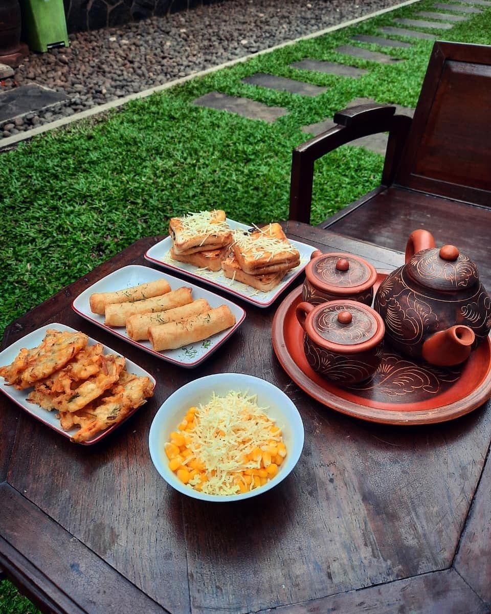 5 Rumah Makan Tradisional di Depok Ini Punya Karedok dan Mie Godog Sedap