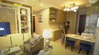 Area dapur dan ruang keluarga terlihat menyatu. Foto: YouTube TAULANY TV