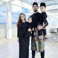 Aktris pemain Kampung Kolesterol itu mengaku tidak akan berhenti memberikan dukungan pada sang suami yang sudah memberikannya dua anak. Dia juga selalu memberikan doa terbaik pada Aliff Aziz. Foto: Dok. Instagram @bellaastillah