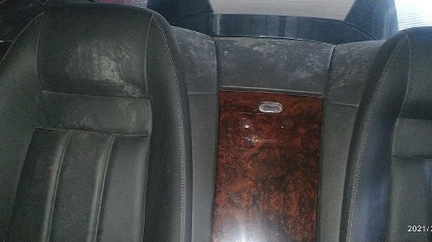 Bentley Continental dilelang Kejari Bandung