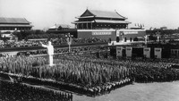 Melihat ke belakang, Partai Komunis China didirikan tanggal 23 Juli 1921. Inilah foto para peserta kongres nasional pertama Partai Komunis China 100 tahun lalu.
