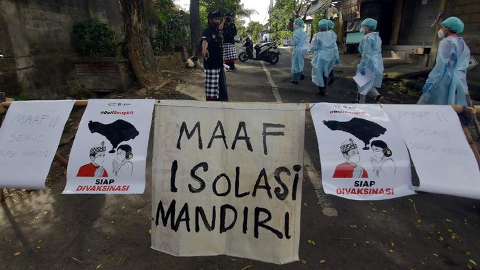 Presiden Joko Widodo resmi memberlakukan PPKM darurat pada 3-20 Juli 2021 di Jawa dan Bali memuat sejumlah ketentuan ketat. Apa saja?