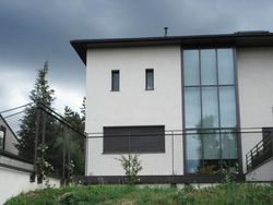 Kumpulan Foto Rumah Unik yang Punya Ekspresi Wajah