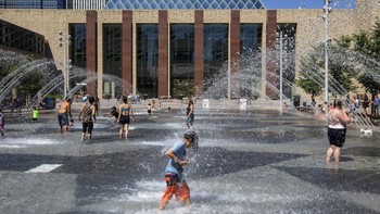 Kondisi kubah panas tersebut juga mencegah terbentuknya awan, sehingga radiasi dari sinar Matahari leluasa memancar. “Kita pernah melihat fenomena semacam ini sebelumnya, tapi kali ini jauh lebih kuat,” kata dia. Foto: AP