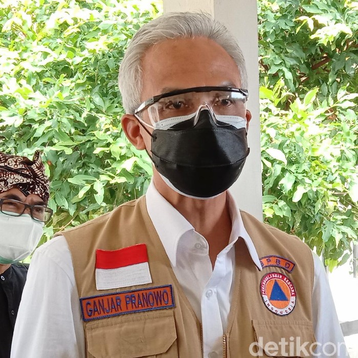 Gubernur Jateng Ganjar Pranowo saat berada di RSUD dr Tjitrowardojo Purworejo, Kamis (1/7/2021).