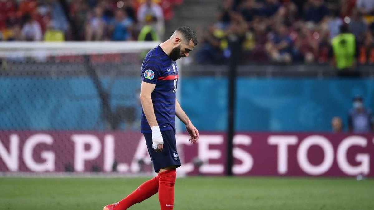 Karim Benzema dinilai tidak mendapat dukungan rekan setimnya di Prancis. (Foto: Getty Images/Daniel Mihailescu - Pool)