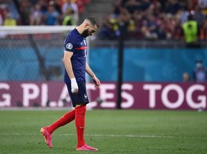 Evra: Karim Benzema Tidak Diterima Skuad Prancis