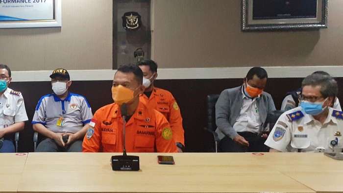 Kasi Operasi dan Siaga Bencana Kantor Basarnas SurabayaI Wayan Suyatna