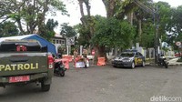 Hingga Kamis sore sekira pukul 15.37 WIB ini, Pemda Garut mengkonfirmasi total ada 18.299 kasus. Terdiri dari 5.456 kasus aktif, 12.067 kasus sembuh dan 776 kasus meninggal. 