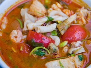 Resep Tomyam Seafood Kuah Asam Pedas Segar ala Resto Thailand
