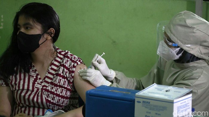 Vaksin COVID-19 Apa Saja yang Bisa untuk Anak 12-17 Tahun? Ini Kata BPOM