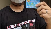 Komedian dengan nama lengkap Aditya Muslim, atau akrab disapa Tretan Muslim cukup aktif mengunggah kesehariannya di Instagram. Mulai dari video terbarunya sampai momen kulinerannya yang seru. Foto: Instagram @tretanmuslim