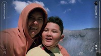 Terlihat Chevra Yolandi juga mengajak adik dari Via Vallen. Foto: Instagram