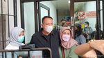 Raut Wajah Vicky Prasetyo Menangis Dituntut 8 Bulan Penjara