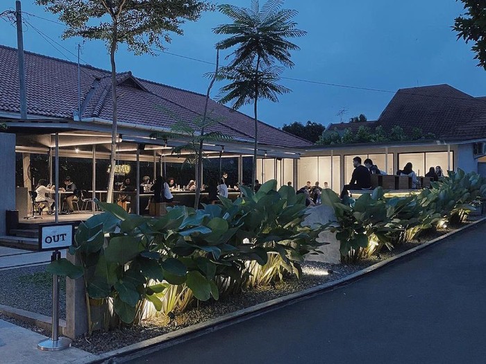 5 Coffee Shop di Jakarta Selatan Ini Menawarkan Area Outdoor Asri 5 Coffee Shop di Jakarta Selatan Ini Menawarkan Area Outdoor Asri