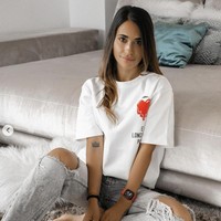 Kepopuleran Antonella Rocuzzo di media sosial ini membuatnya menjadi salah satu WAGs dengan bayaran mahal untuk endorse Instagram. Dilansir Golf Support dan Marketing Hub yang merilis daftar 10 WAGS (wife and girlfriends) berpendapatan tertinggi di media sosial, Antonella diprediksi bisa mengantongi £23,915 atau sekitar Rp 438 jutaan per postingan berbayar. Foto: Dok. Instagram @ antonelaroccuzzo